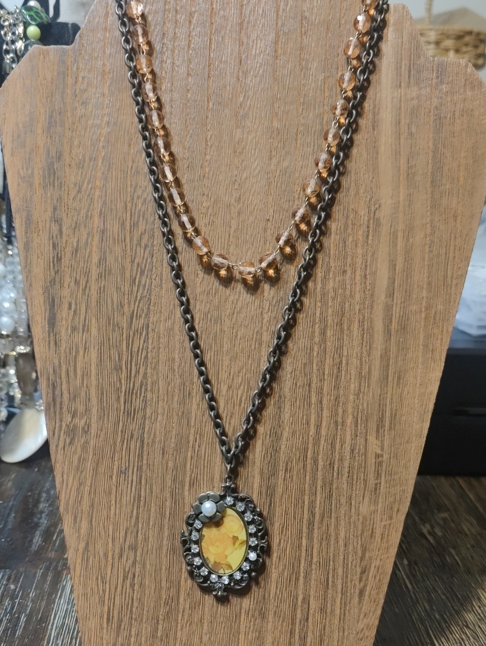 Layered Yellow Pendant Necklace - Vintage-Style Women’s Jewelry - Picture 1 of 1